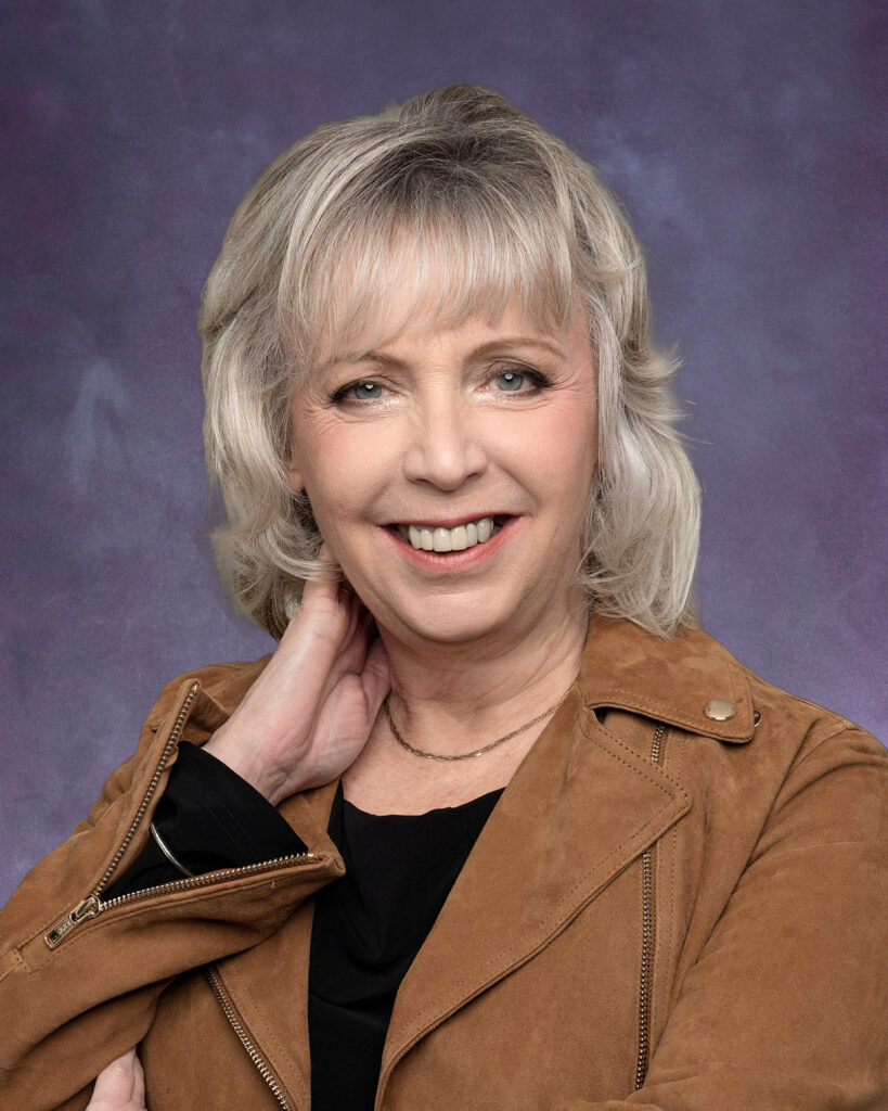 Beverley Bell Headshot